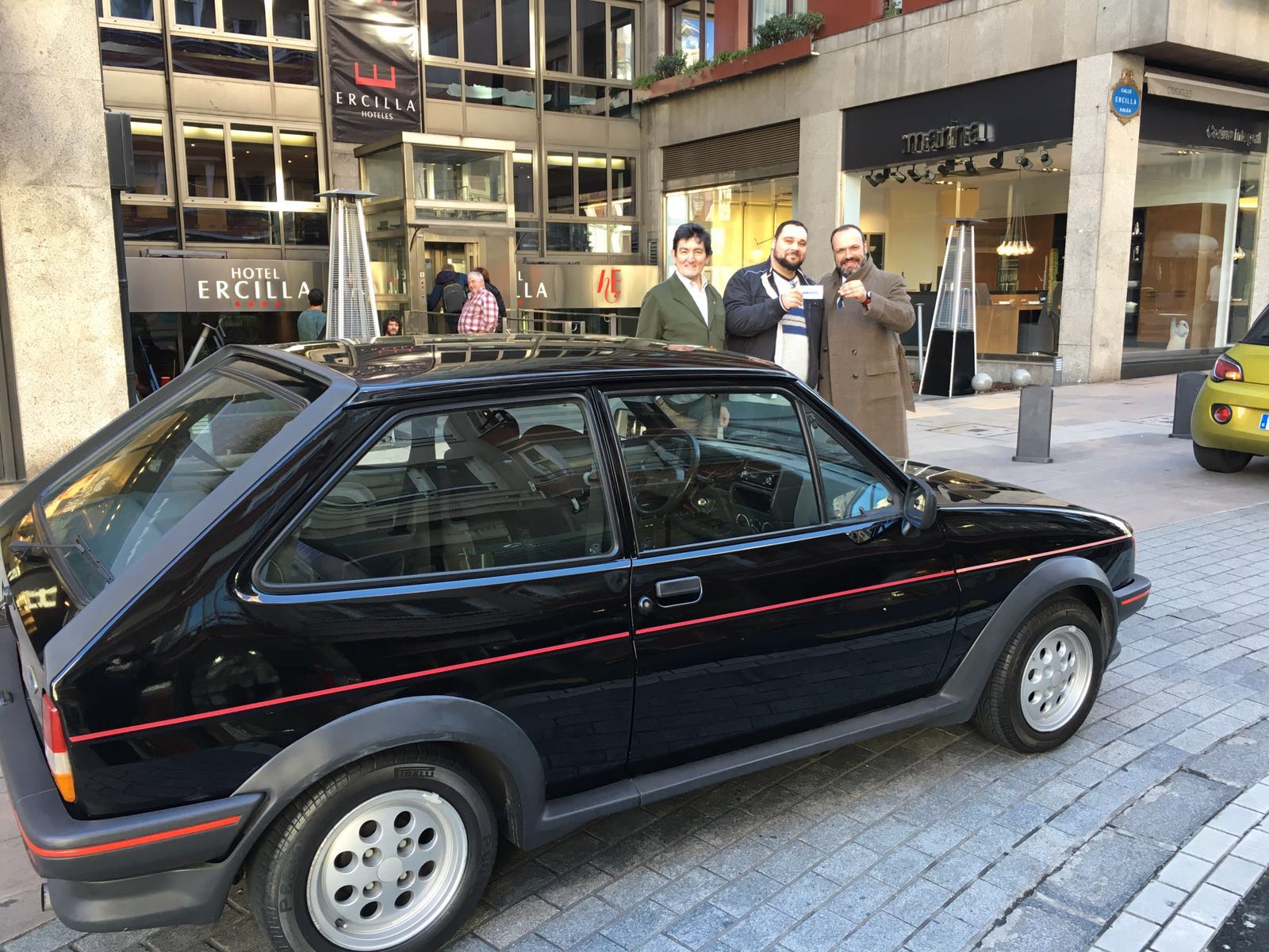 XR2 entrega llaves